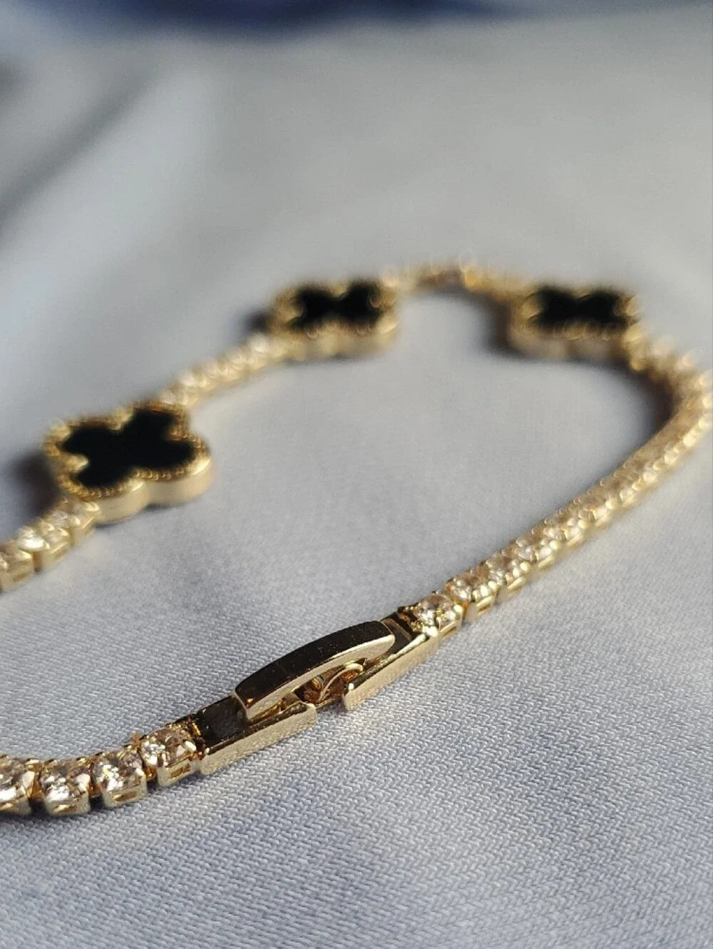Tennis Bracelet with Black Clover Accents 6 1/2